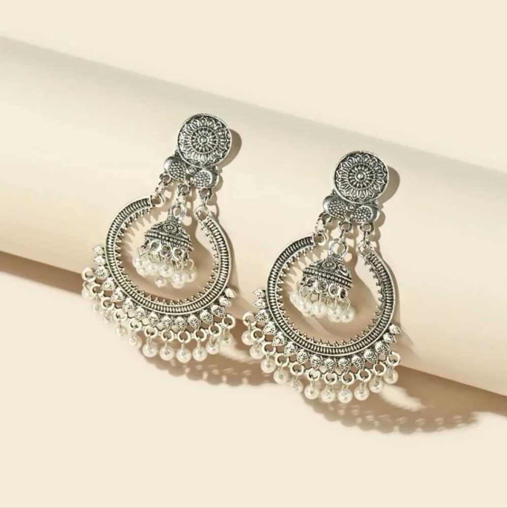NWT Antique Silver faux pearls jhumka/ pakistani Indian jewellery/ chandbali